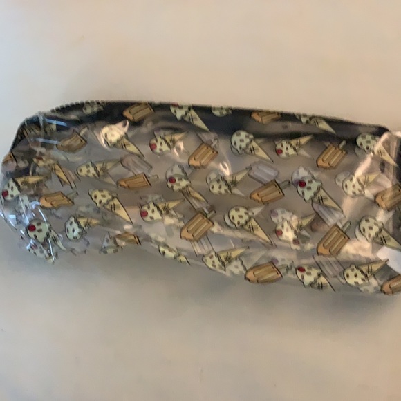 SOLD- ✨2/$8 3/$10 5/$15 Assorted Ipsy bags - Picture 10 of 16